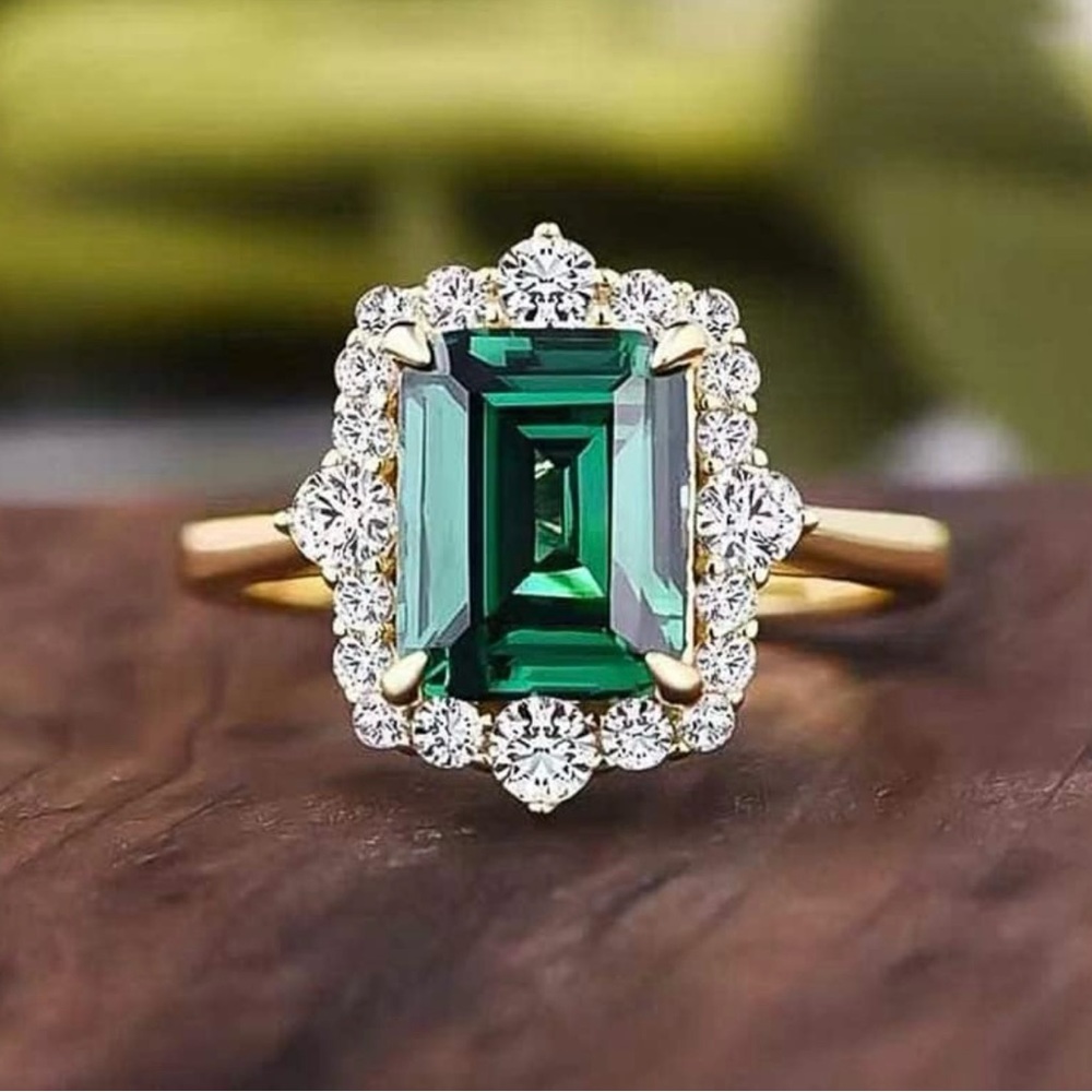 925 Sterling Silver Shiny Emerald Square Cubic Zirconia Rings